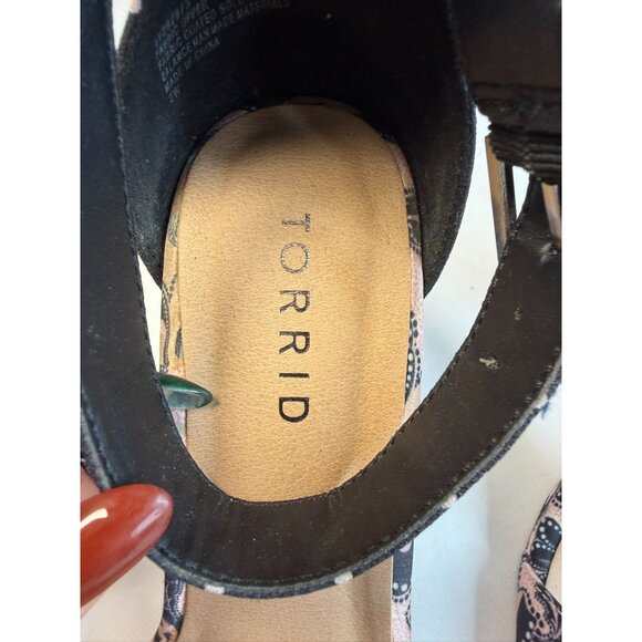 Torrid Women’s Size 8W Floral/Poka Dot Block Heels Open Toe Ankle Straps Sandals - Picture 13 of 13